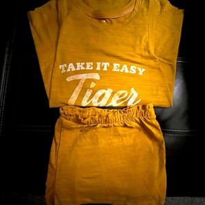 Women’s Sleep/Lounge Wear